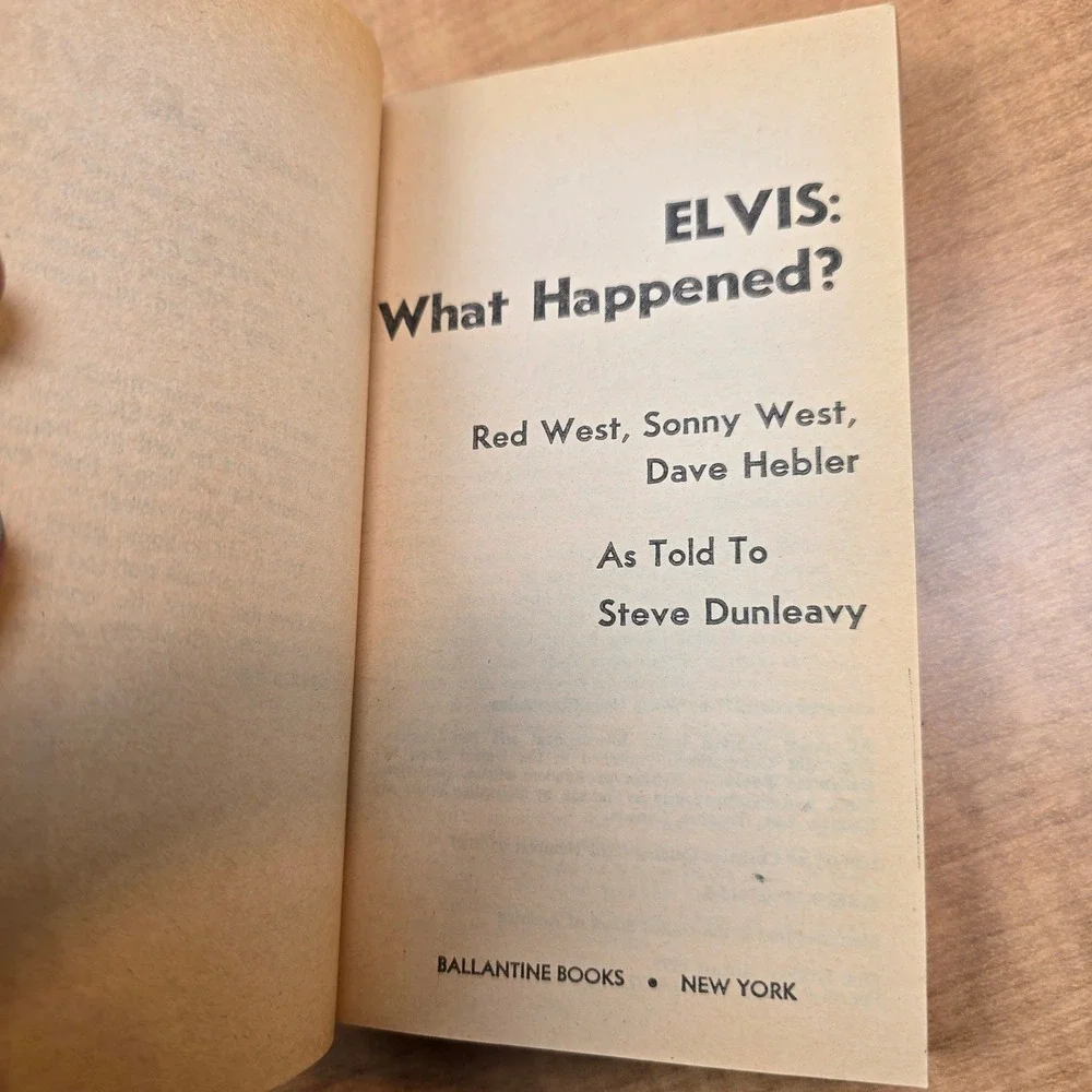 2‎ Elvis Presley books A Biography and What Happened? Paperbacks 1977